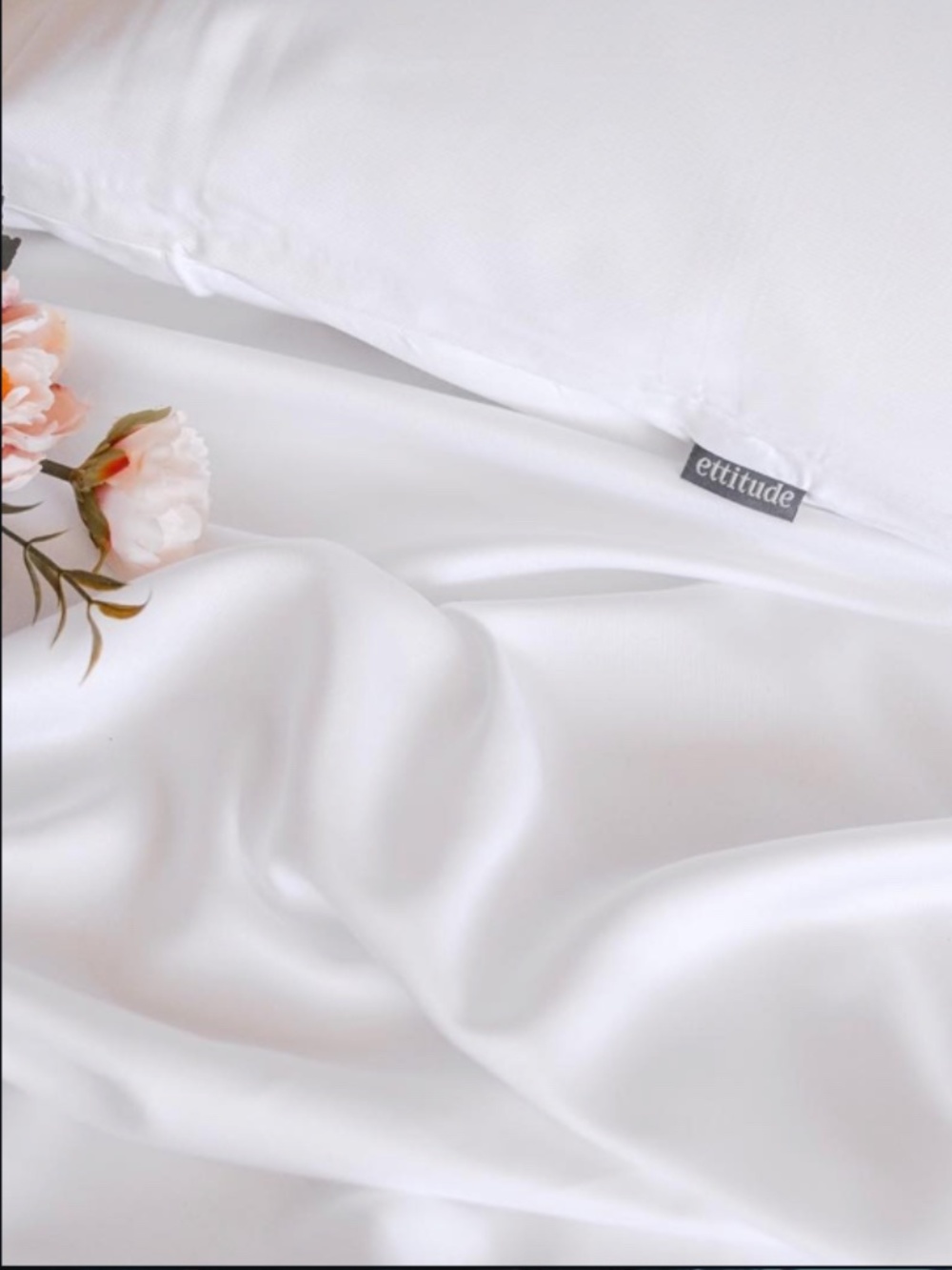 NEW, ETTITUDE Signature Bamboo Sheet set, Queen, White - Picture 9 of 10
